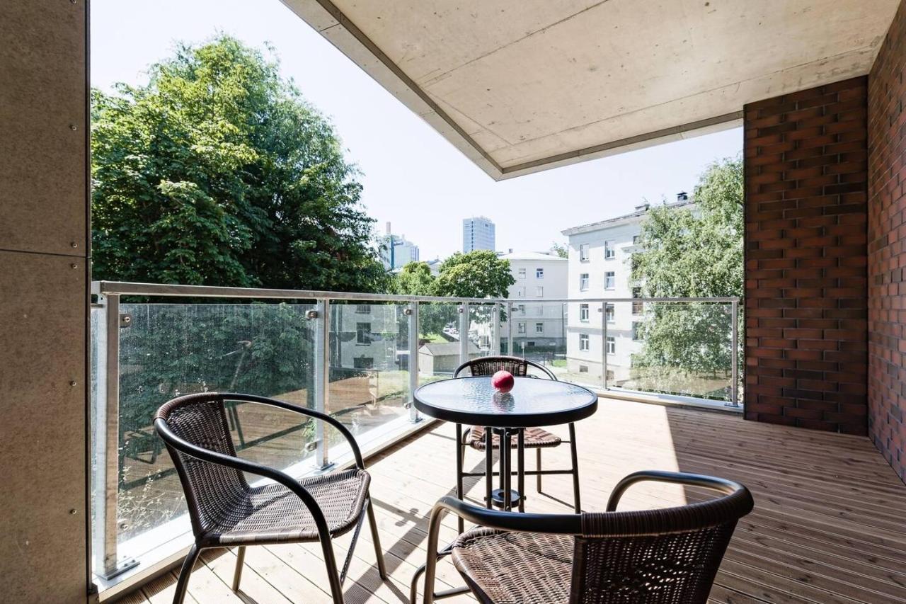 Central Apartments, Quiet With Free Parking And Ac. Tallinn Exterior foto
