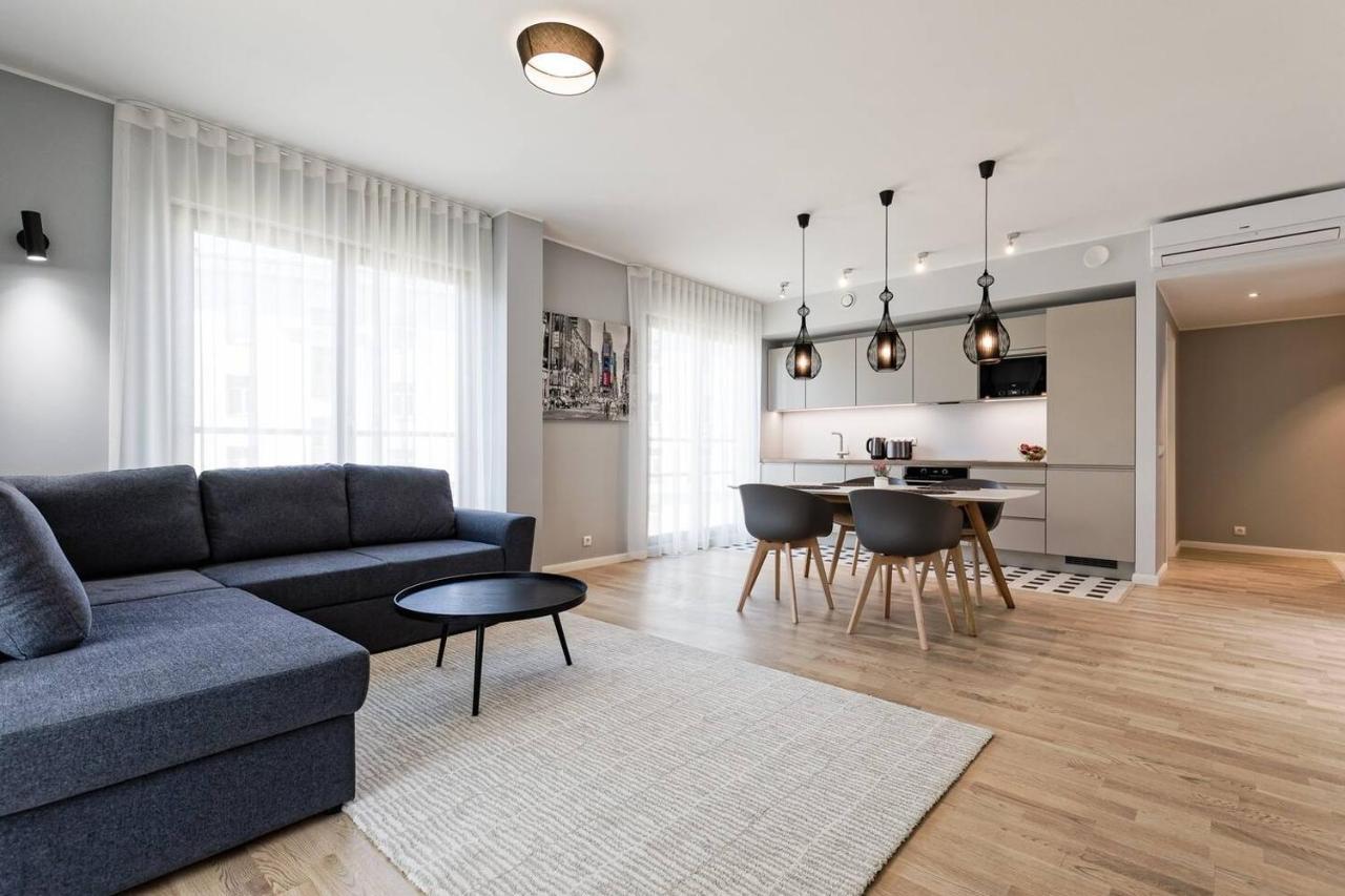 Central Apartments, Quiet With Free Parking And Ac. Tallinn Exterior foto