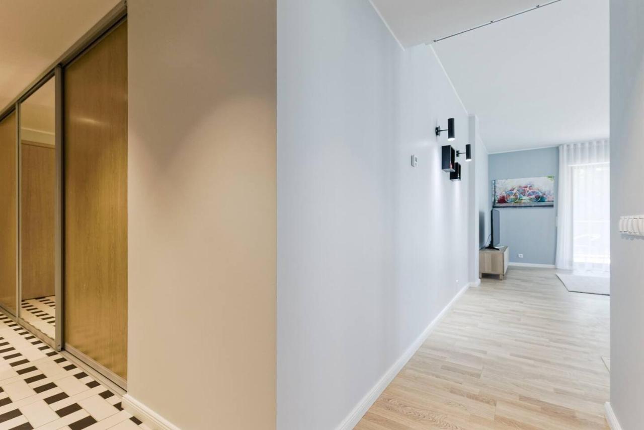Central Apartments, Quiet With Free Parking And Ac. Tallinn Exterior foto