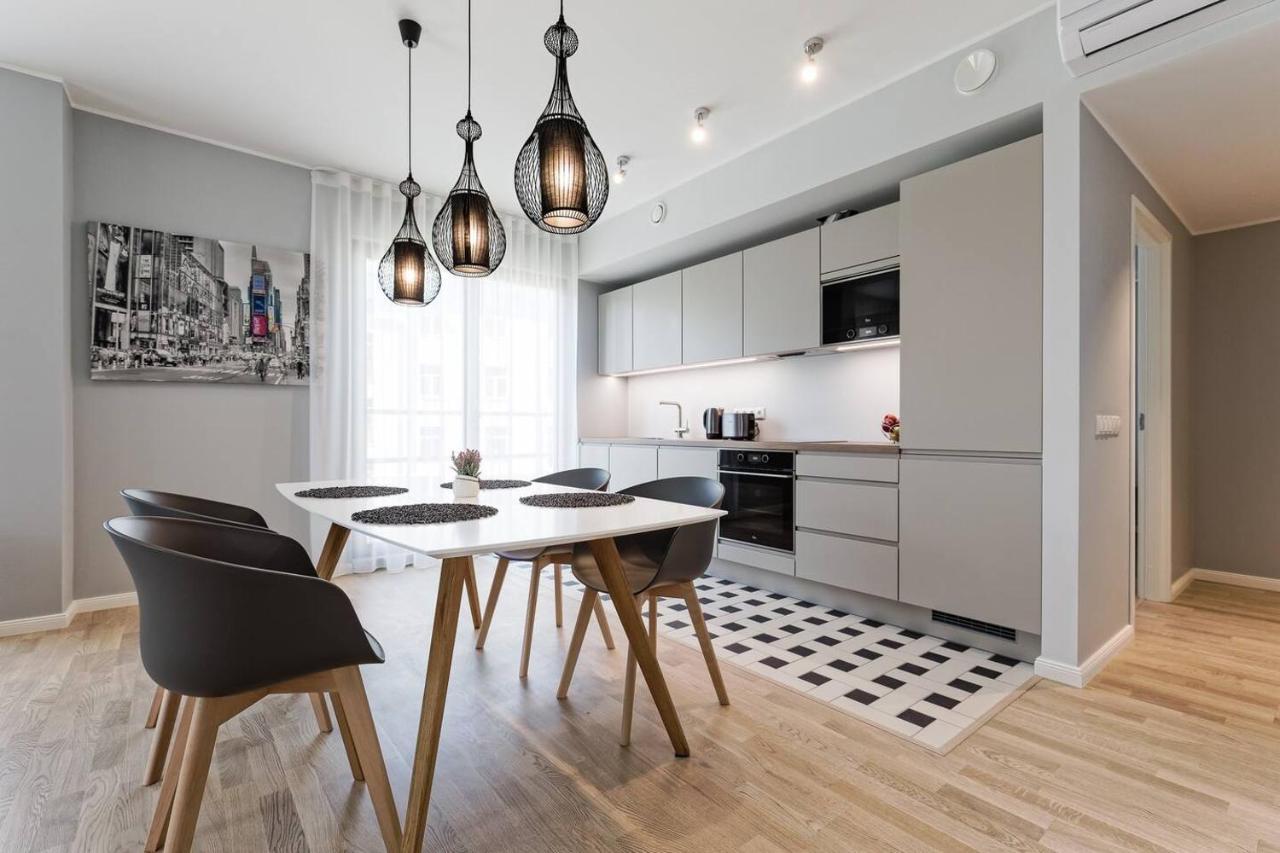Central Apartments, Quiet With Free Parking And Ac. Tallinn Exterior foto