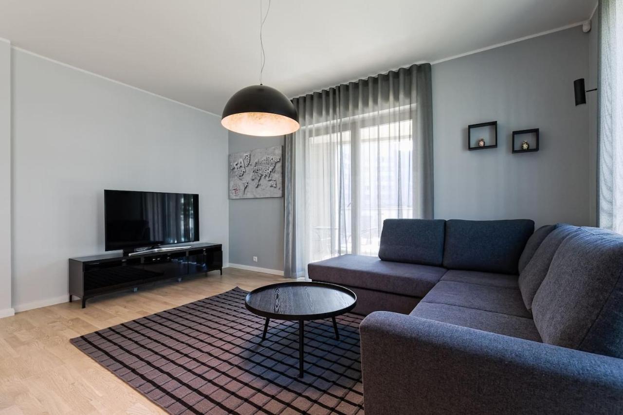 Central Apartments, Quiet With Free Parking And Ac. Tallinn Exterior foto
