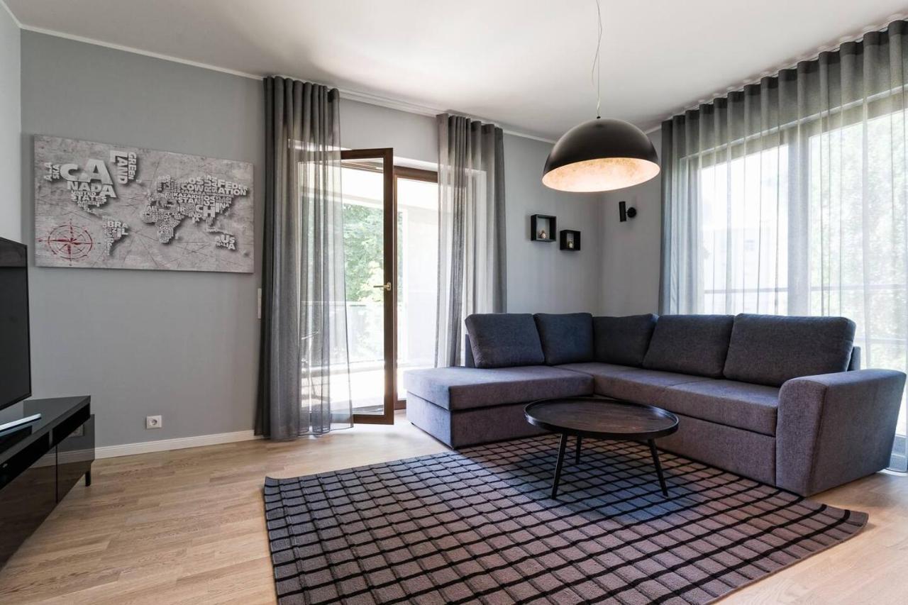 Central Apartments, Quiet With Free Parking And Ac. Tallinn Exterior foto