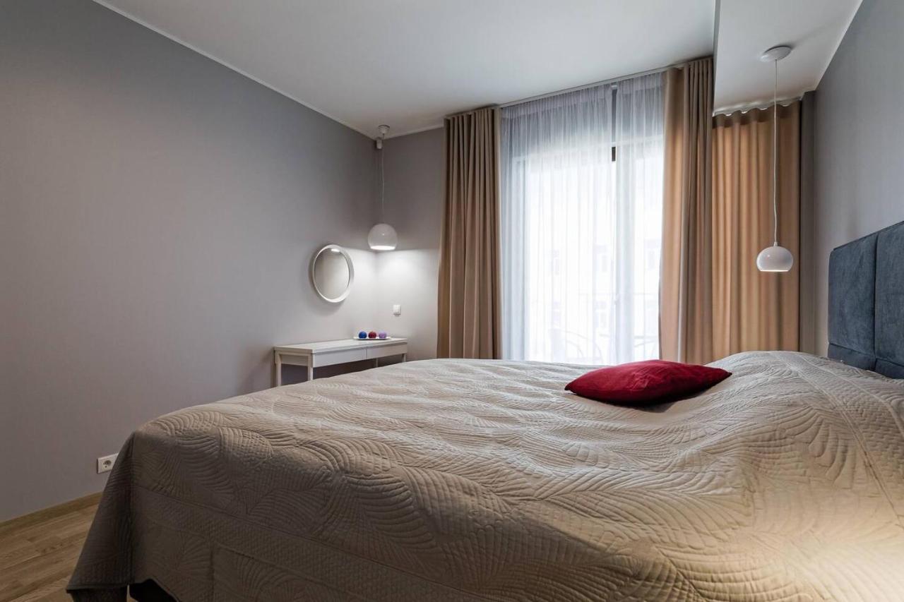 Central Apartments, Quiet With Free Parking And Ac. Tallinn Exterior foto