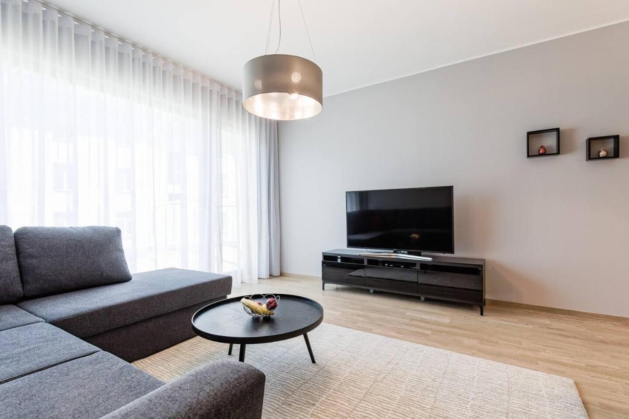 Central Apartments, Quiet With Free Parking And Ac. Tallinn Exterior foto
