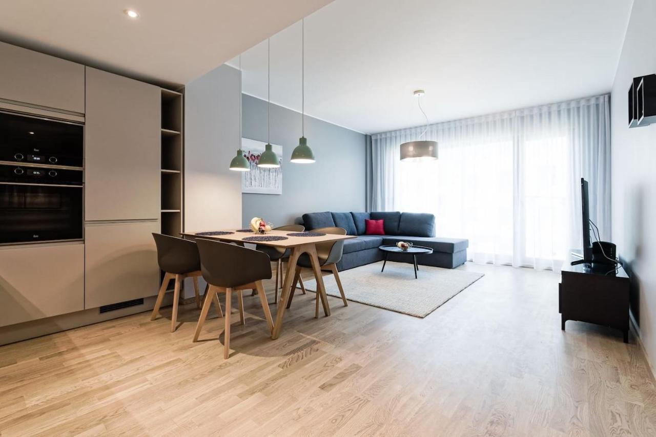 Central Apartments, Quiet With Free Parking And Ac. Tallinn Exterior foto